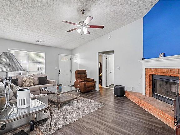 3rd image of 2750 Mill Lake Way