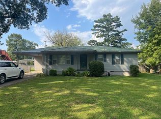 814 Carridale St SW, Decatur, AL 35601