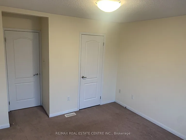 6020 Derry Rd #4 — Photo 8