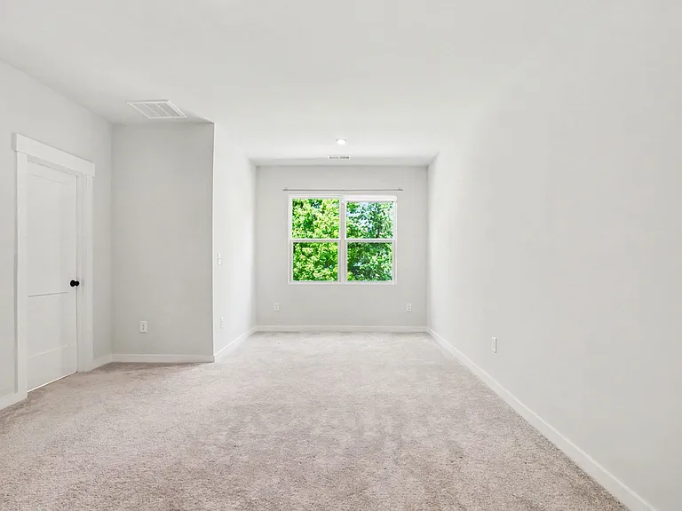 9512 Munsing Dr — Photo 16