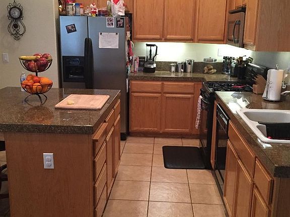 4th image of 2411 Crestmore Cir