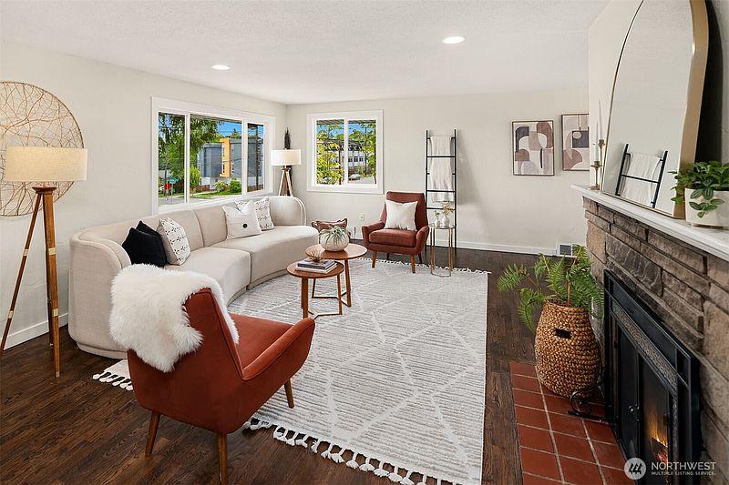 5th image of 9275 Renton Avenue S