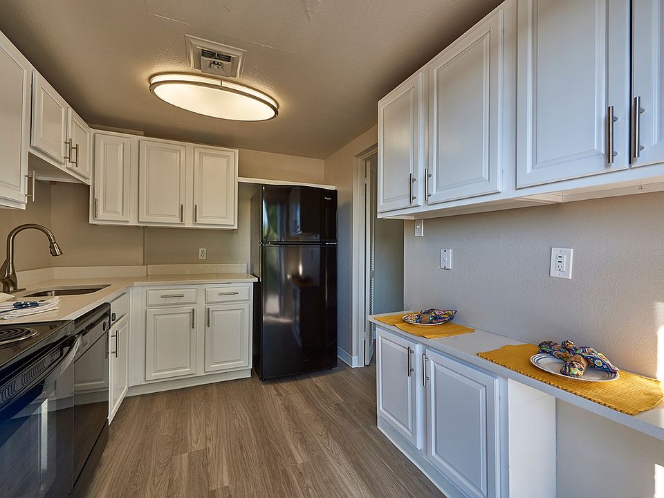 The Lex at Lowry Apartment Rentals Denver, CO Zillow