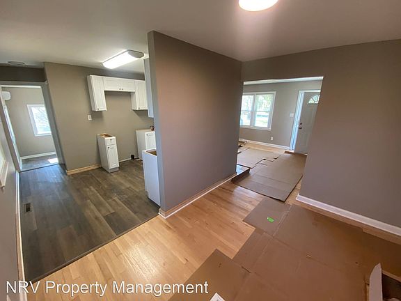 3rd image of 100 Clearview Dr NW