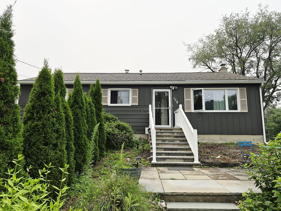 1st image of 139 Leach Hill Rd