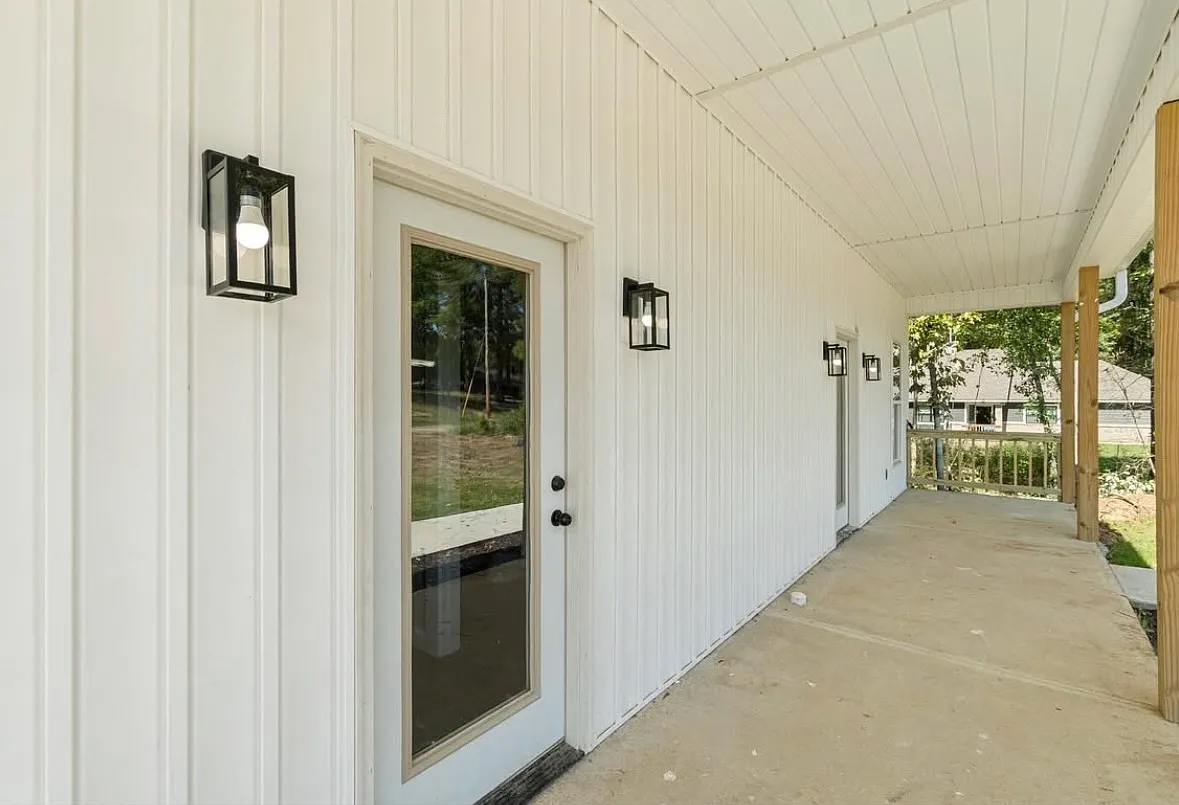 Building Photo - 3503 S Chatfield Rd #1/2
