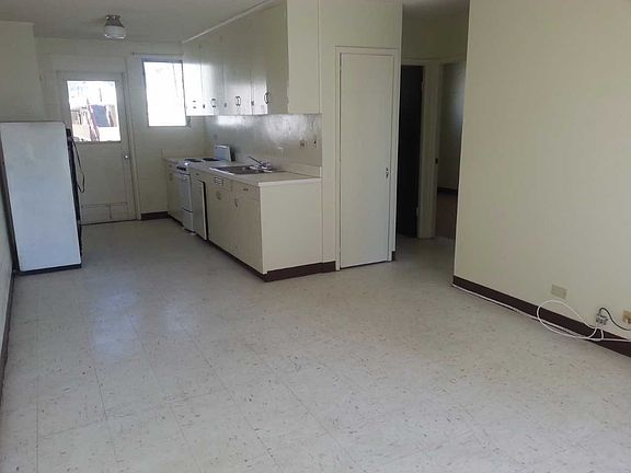 3rd image of 1462 Kinau St APT 22