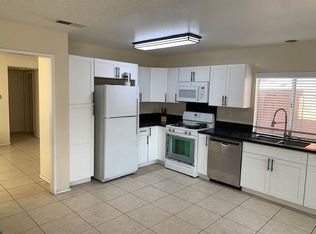 445 Lassa Way, Perris, CA 92571