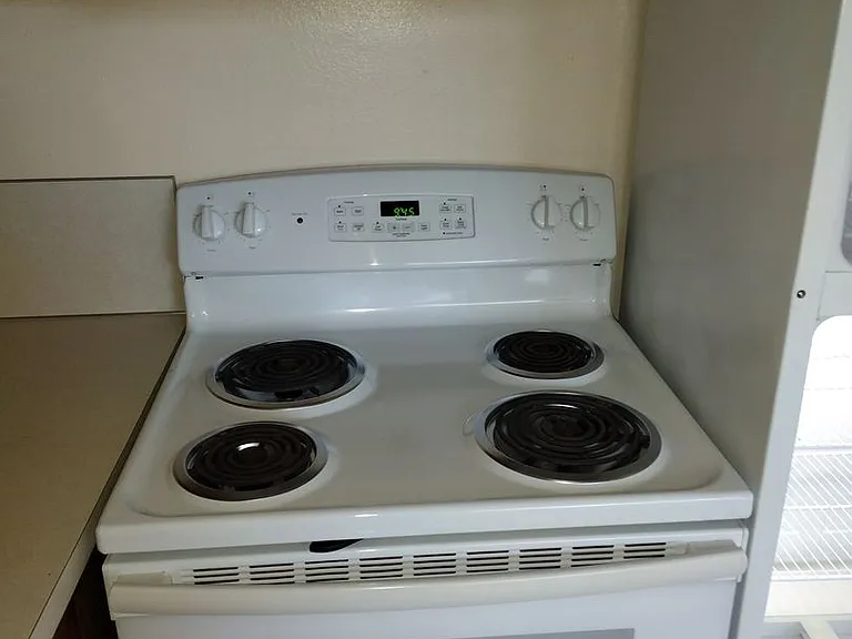 Greentree Apartments — Photo 6