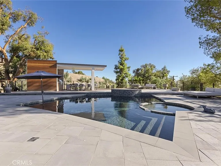 2906 Mountain Pine Dr — Photo 18