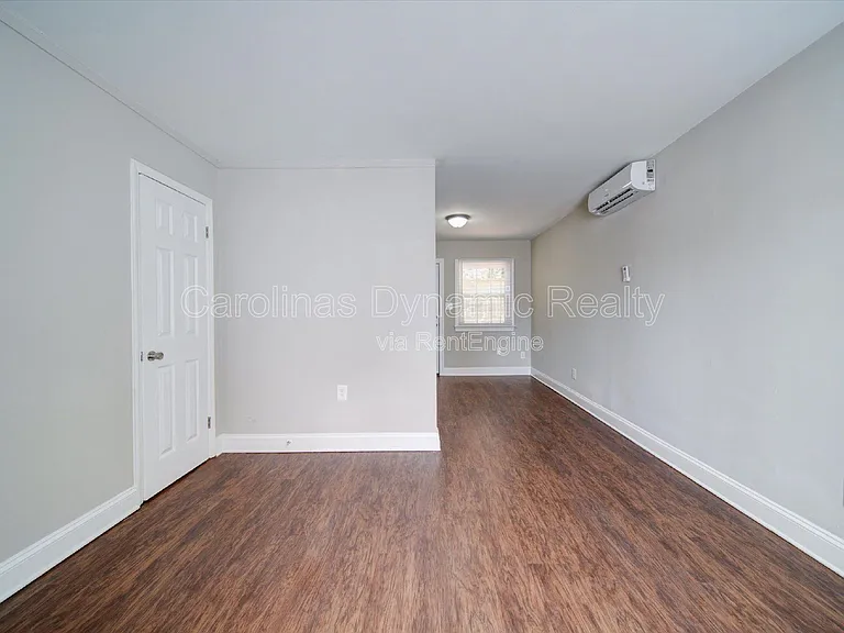 321 S Gardner Ave #6 — Photo 4