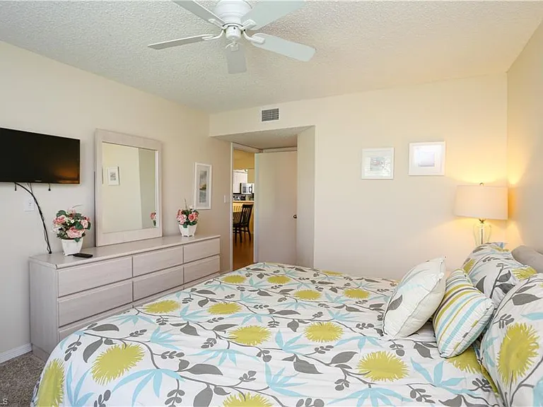 287 Quail Forest Blvd #117 — Photo 11
