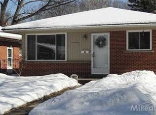 19652 Antago St, Livonia, MI 48152