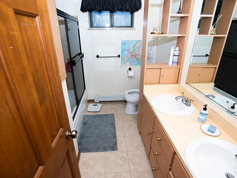 18 S Zinnia Way — Photo 2