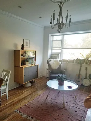 Rented by Chris Stewart, LREB | media 14