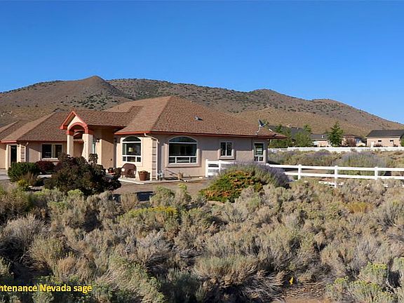 3rd image of 2867 Jackie Cir