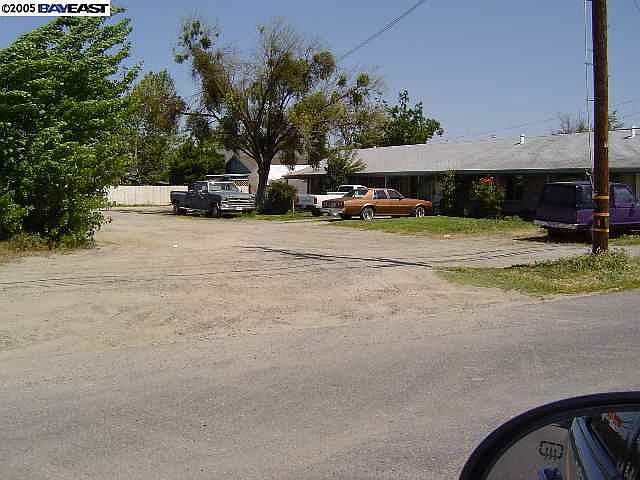 1st image of 3912 El Camino Ave
