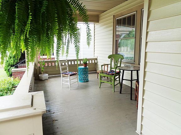 2nd image of 351 Parkside Ave