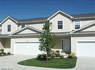 77 Grand Harbor Dr, Grand River, OH 44045