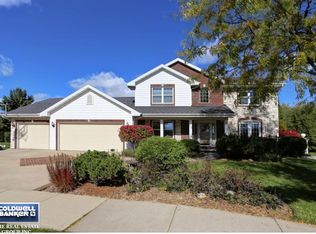 532 Winrowe Ct, Appleton, WI 54913