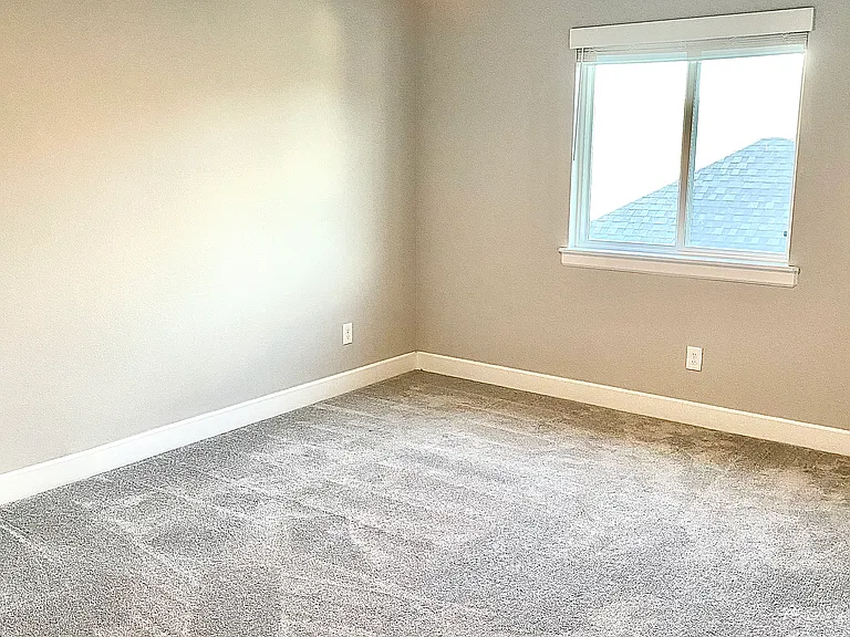 Upstairs Bedroom 1