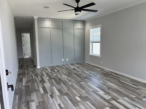 4th image of 502 Venue Ct #502