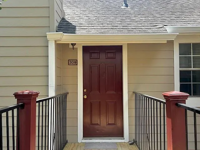 309 Hawkstone Way — Photo 2