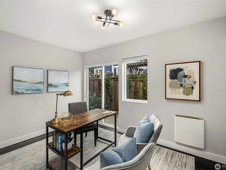 4018 Beach Dr SW — Photo 16