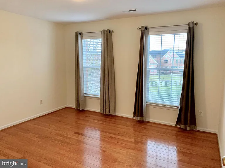 20242 Hidden Creek Ct — Photo 13