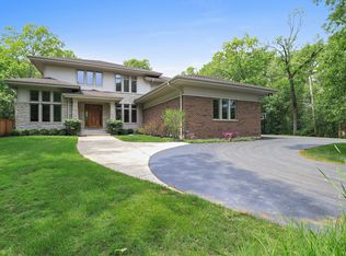 1460 Northwoods Rd, Deerfield, IL 60015