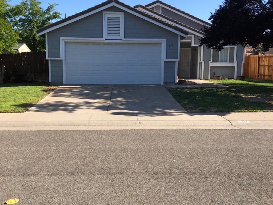 1st image of 211 Spoonbill Ln