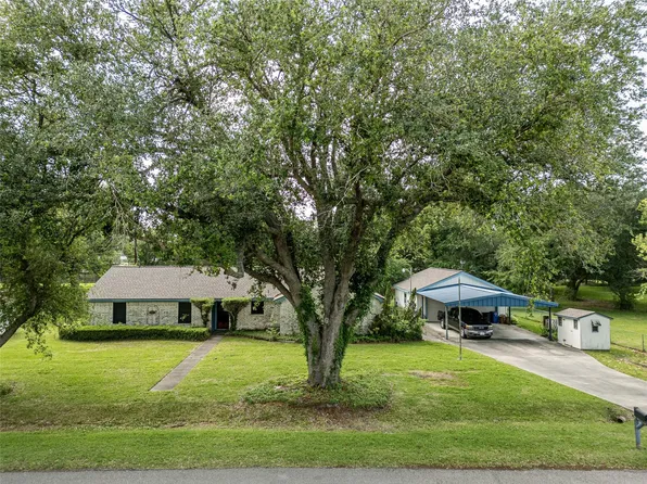 3804 Shady St, Santa Fe, TX 77517