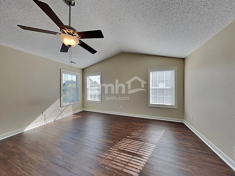 9734 Lomax Dr — Photo 9