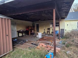 313 S 3rd St, Tonkawa, OK 74653