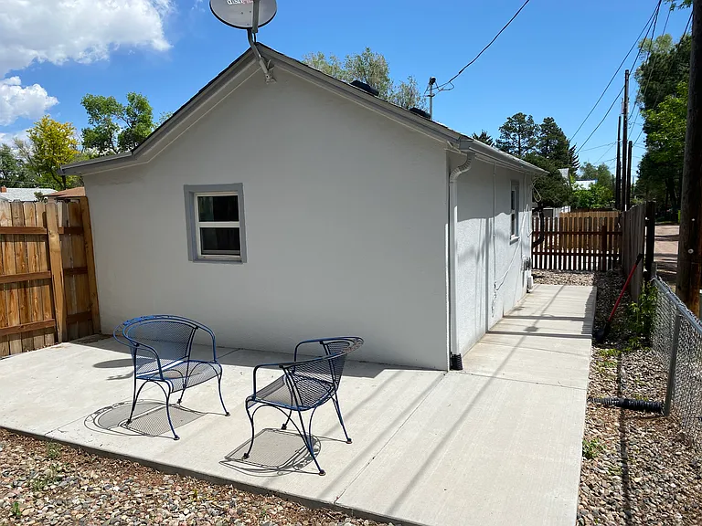 423 Cheyenne Blvd — Photo 12