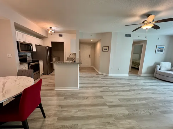 5080 Fairways Cir, Vero Beach, FL