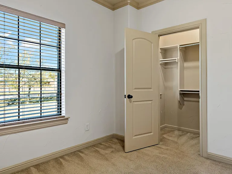 11118 Marion Rd #400 — Photo 19