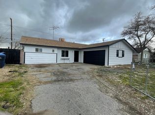 45409 7th St E, Lancaster, CA 93535