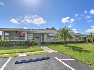 112 Lakes End Dr APT B, Fort Pierce, FL 34982