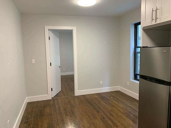 3rd image of 118 E 103rd St #18A