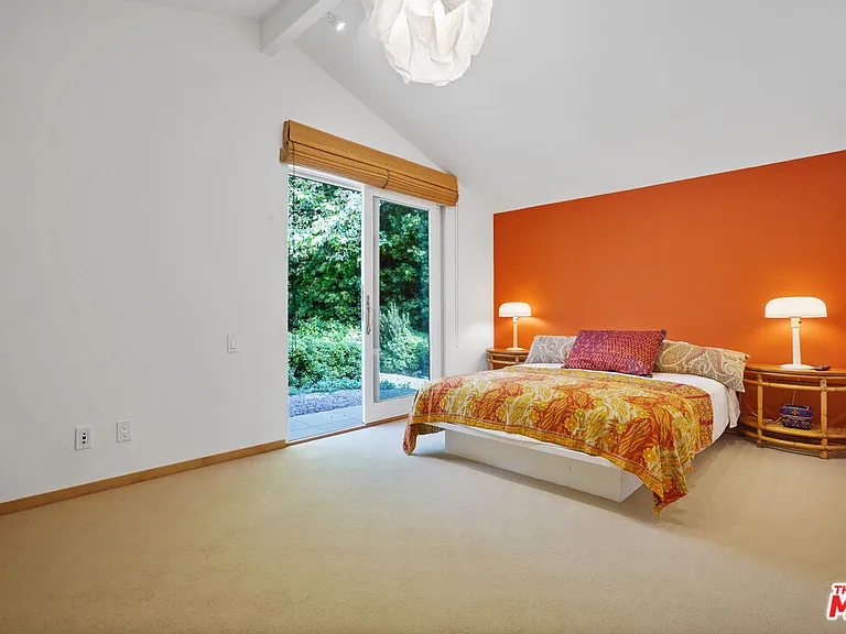 31777 Broad Beach Rd — Photo 10
