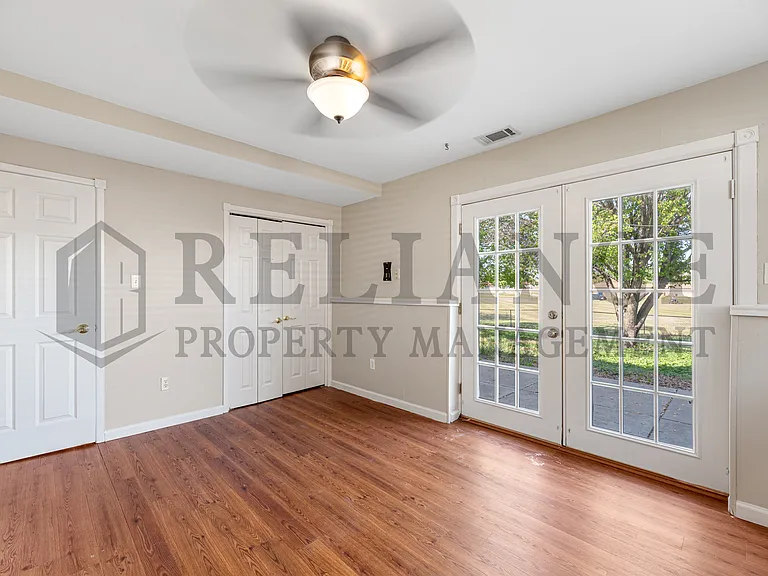 1440 N Community Dr — Photo 21