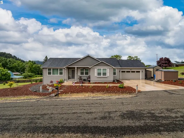 120 Sundance Ct, Roseburg, OR 97471