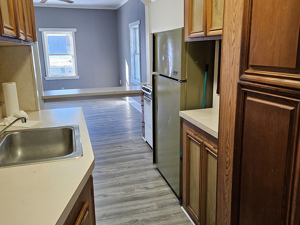 1st image of 310 S Green St #4