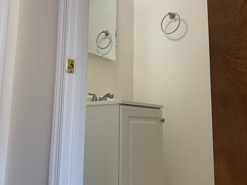 Downstairs Half Bathroom