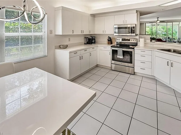 6910 Satinleaf Rd N #101 — Photo 8