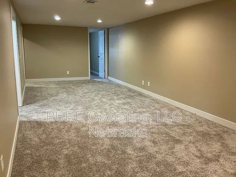 3500 N 60th St — Photo 19