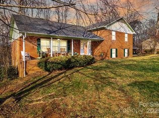 418 Woodcrest Ln, Albemarle, NC 28001