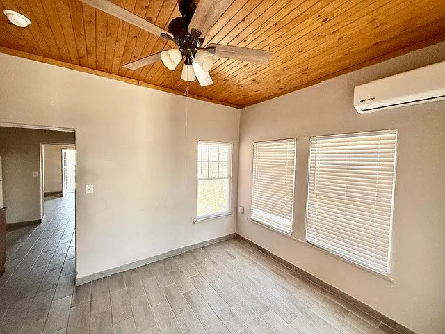 481 S 2nd Ave — Photo 13