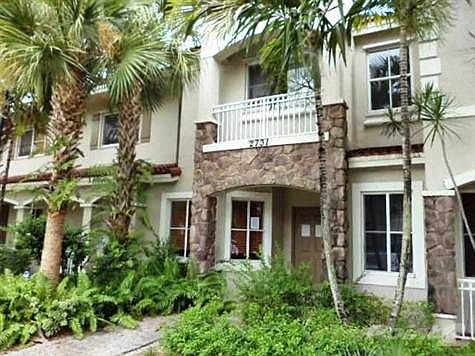 1st image of 2731 SW 82nd Ave #106